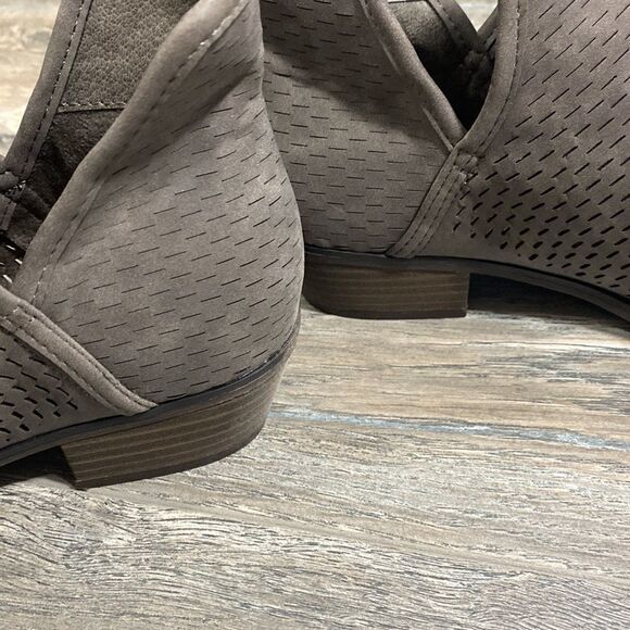 Merona • GRAY Perforated Cut Out Ankle Boots - Picture 9 of 10